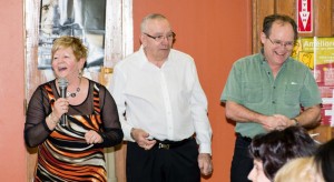 De gauche à droite : Mme Louise Simard, MM. Fernand Brassard et Dominique Beaulieu